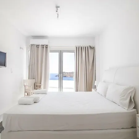 Elia House With Private Pool Vila